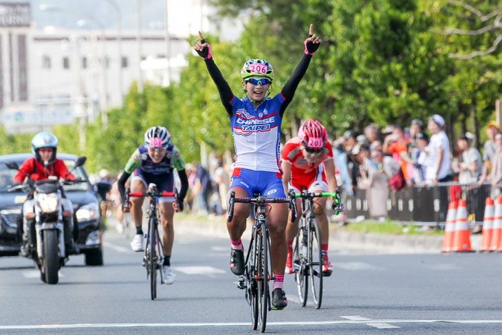 女子国際100km　フアン・ティン・イン（チャイニーズタイペイナショナルチーム）が優勝