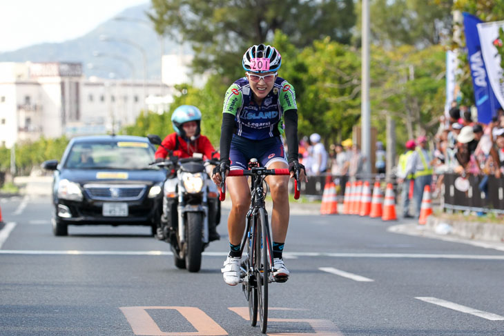 女子国際100km 3位 金子広美(イナーメ信濃山形)