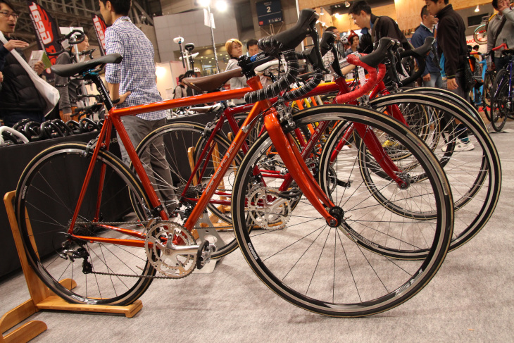 クロモリ製ロードバイクJFF#501など多くの試乗車が用意された