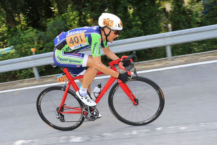 仕事と生活と自転車の両立と 万全の準備で臨み 掴んだ3度めの勝利 ツール ド おきなわ15市民210km優勝レポートby高岡亮寛 Cyclowired