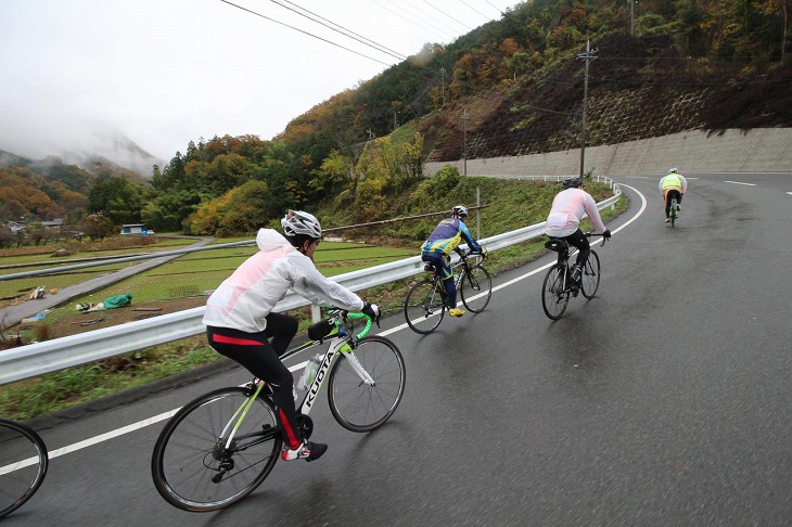 二つ目の峠に差し掛かります