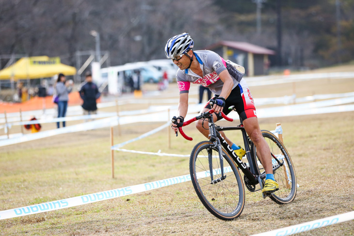 CM1　レース序盤から独走した羽鳥和重（cycleclub3UP）