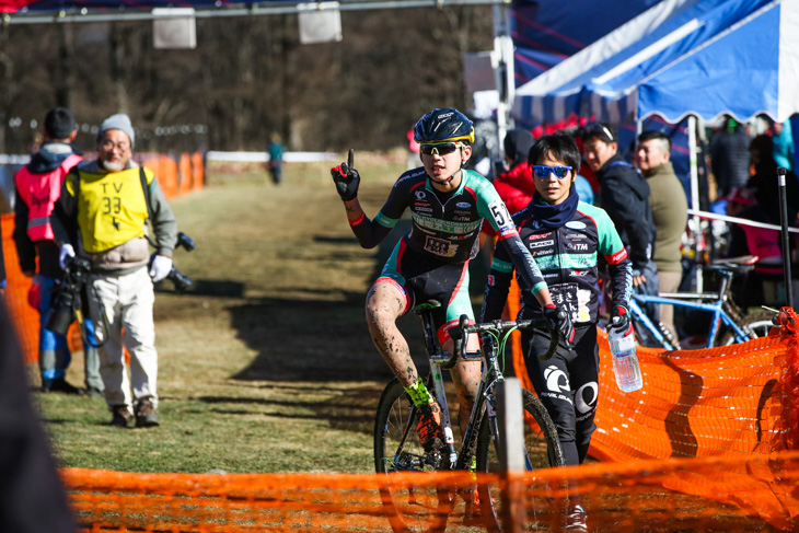 C3　独走で勝利した小島大輝 （SNEL CYCLOCROSS TEAM）