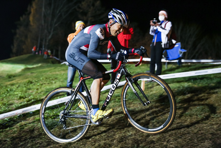 JCX マスターズ選手権 男子50　序盤から先頭を走る羽鳥和重（cycleclub3UP）