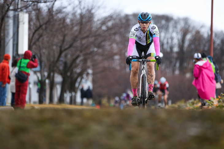 スタートから飛び出した沢田桂太郎（Team CHAINRING）