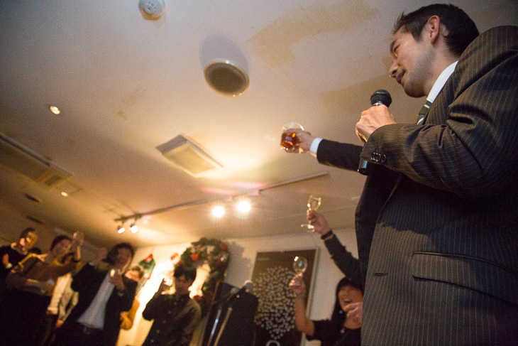 浅田監督の音頭で乾杯!