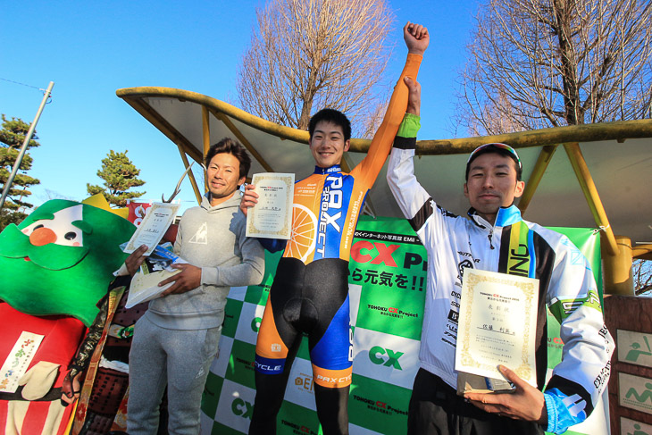 C1表彰式 優勝した山田 大介(PAX PROJECT)