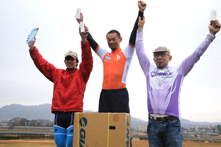 C2 鈴木智之(Cyclery Kirin/KMC/iPlan)が優勝