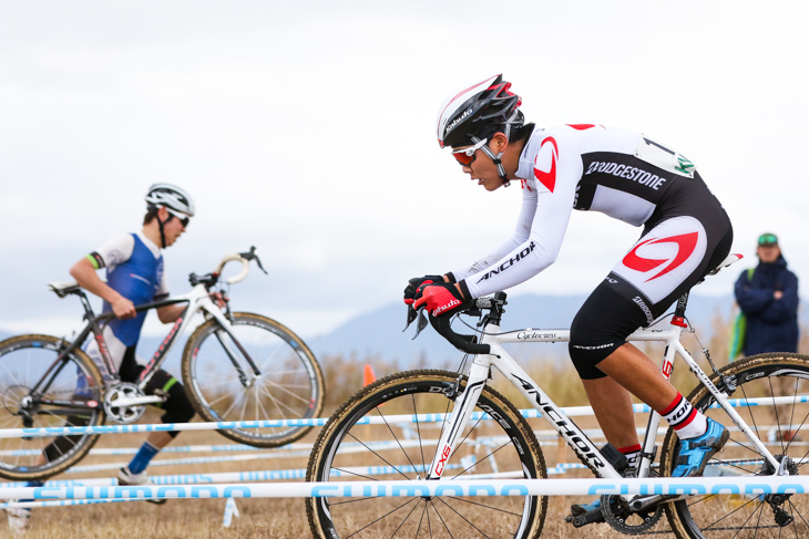 C1 先頭の沢田時(ブリヂストンアンカー)と中井路雅(京都産業大学)が行き違う