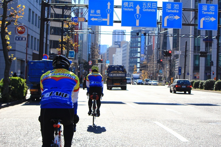 交通量が多い都内ですが、走り慣れれば怖くない