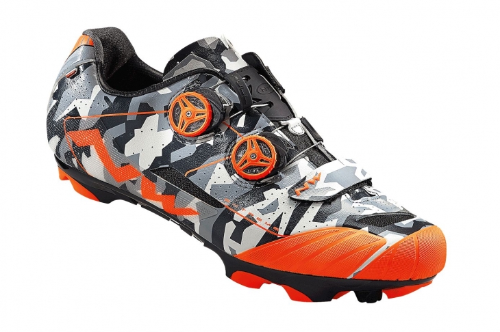 ノースウェーブ EXTREME XCM（CAMO-ORANGE ）