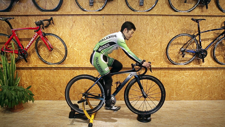 須田晋太郎氏(ウォークライド・シクロアカデミア)が教えるロードバイクトレーニングセミナー