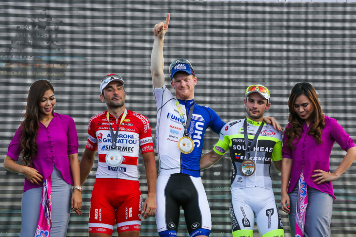 ステージ優勝を飾ったジョン・マーフィー(アメリカ、ユナイテッドヘルスケア)