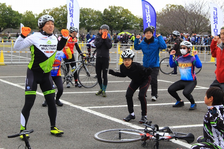 やまめの学校では身体の仕組みから自転車の乗り方を教えてくれる