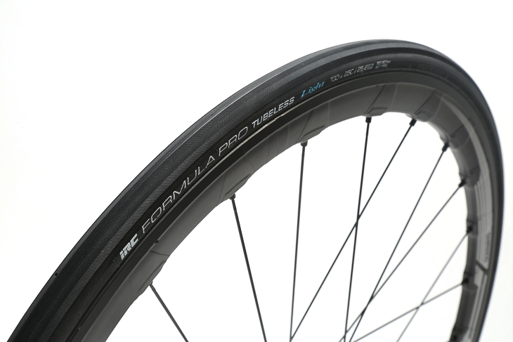 IRC Formula PRO TUBELESS Light