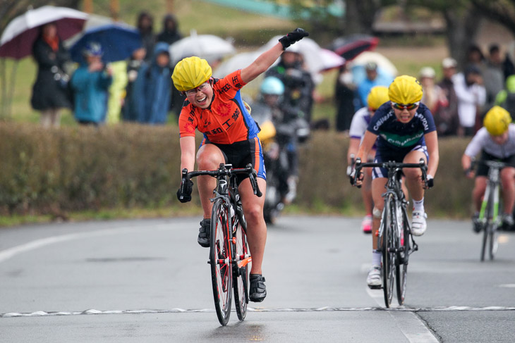 高校選抜ロード女子 細谷夢菜(浦和工)が優勝し選抜3冠を達成