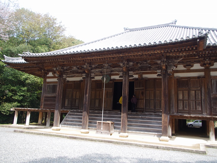 見事な国宝朝光寺は観覧無料