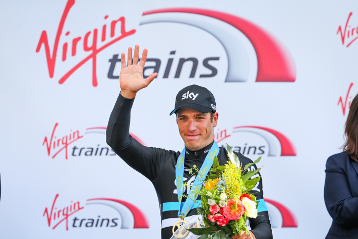 ステージ優勝を飾ったダニー・ファンポッペル(オランダ、チームスカイ)