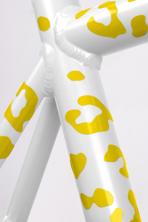STICKY LEOPARD REFLECTORS(イエロー)の貼り付け例