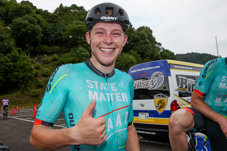 優勝したジェシー・ケリソン(ステイトオブマター・マープ)はバジェットフォークリフトにも所属していたスプリンター