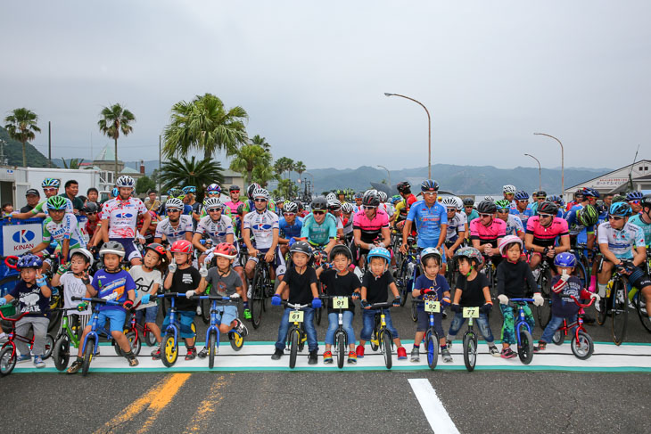 ランニングバイクの子どもたちもレースに参戦