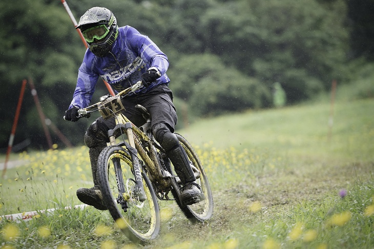 ファーストタイマークラスを制した植月真一郎(マツダトライアスロンクラブMTB部)