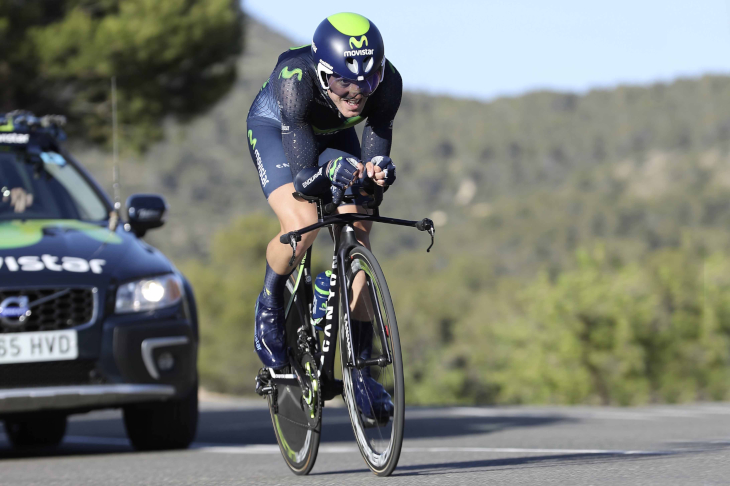 スペインTT選手権を走るヨン・イザギーレ(モビスター)