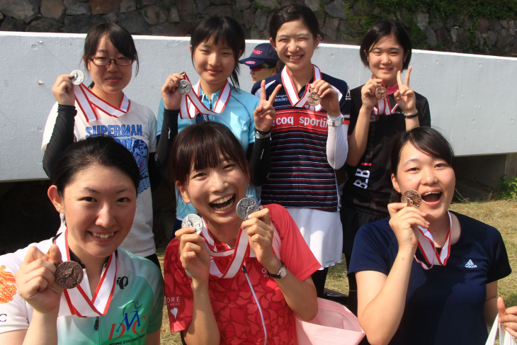防衛医大の女子チームは銀メダルと銅メダルを獲得!