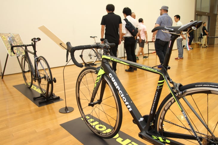 都内にて開催されたグエルチョッティの2017モデル展示会