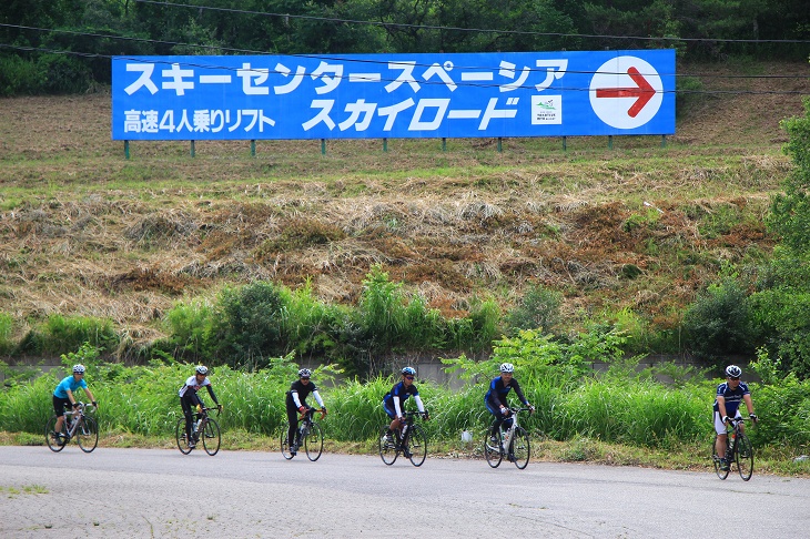 たかつえスキー場からのダウンヒル