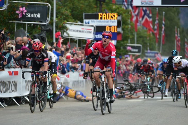 第1ステージ　アレクサンドル・クリストフ（ノルウェー、カチューシャ）がスプリント勝利