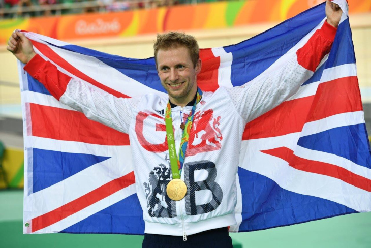 ロンドンに続く金メダルを獲得したジェイソン・ケニー（イギリス）