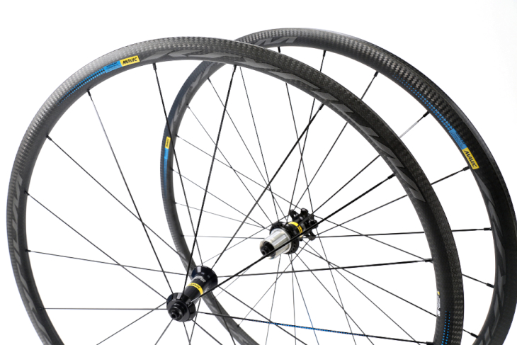 MAVIC KSYRIUM PRO CARBON SL1年前にオーバーホール済