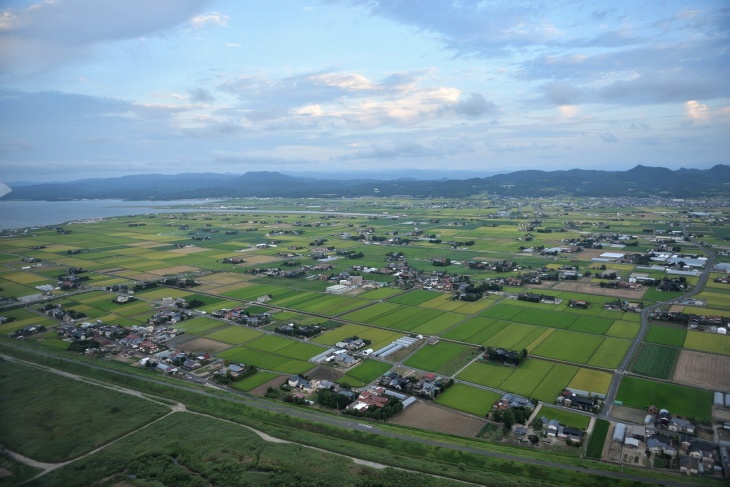 上空から見た宍道湖と出雲平野 斐伊川 明日はここを走るのだわ ワクワク Cyclowired