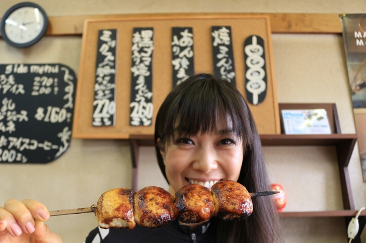 はじめて食べた焼きまんじゅう。また前橋で食べたい！すごくおいしかったです