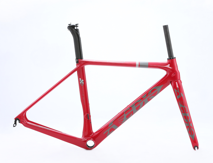 エヴァディオ VENUS RS(Red)