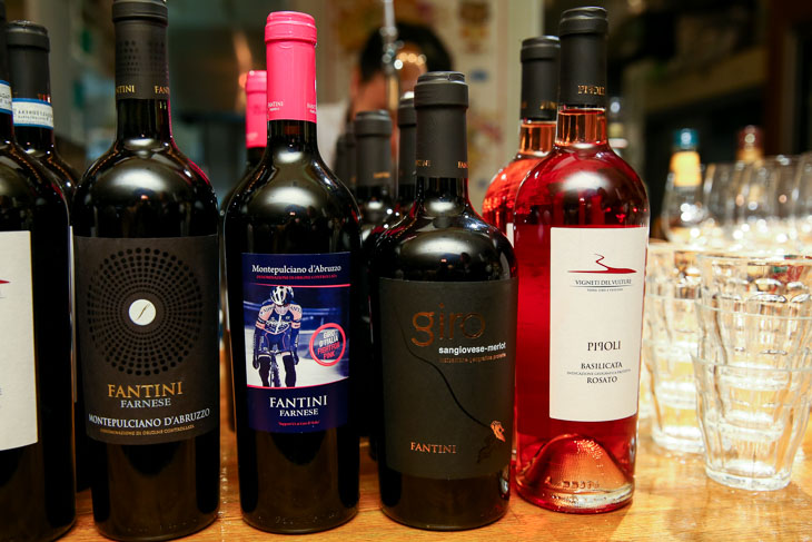 ファンティーニ＆ジロ・デ・イタリアのコラボレーションワインなどが楽しめる
