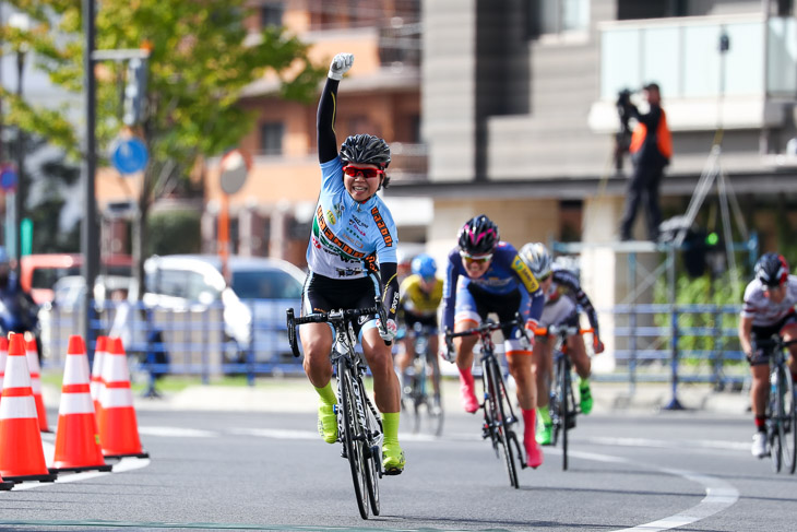 F　那須萌美（チームヤーボー）が優勝