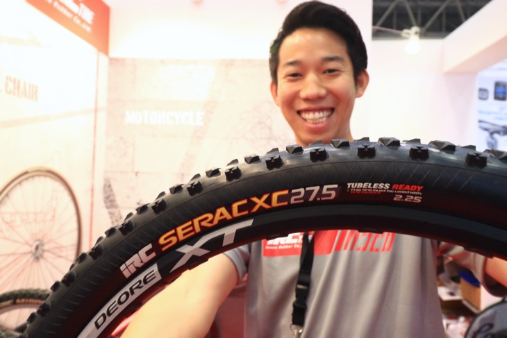 27.5インチと29インチ用モデルが登場したSERAC XC