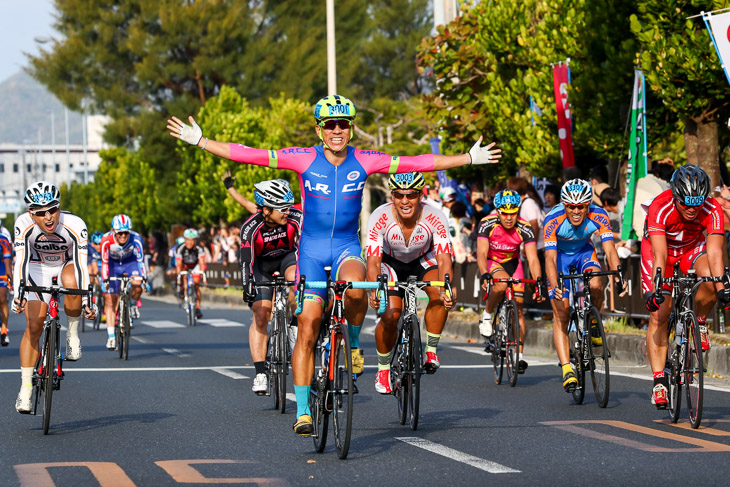 市民50kmフォーティー 白鳥興寛(ARCCレーシングチーム)が優勝
