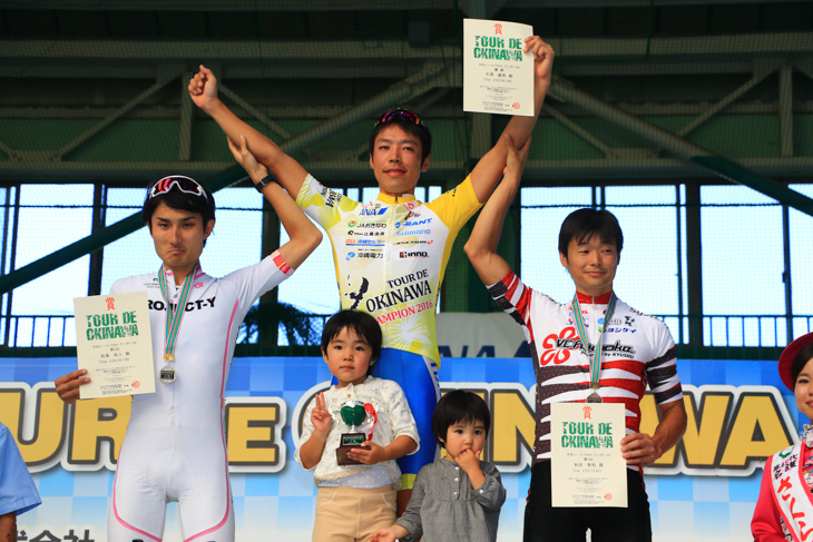 市民レース100kmアンダー39 優勝した半澤雄高(Link TOHOKU)