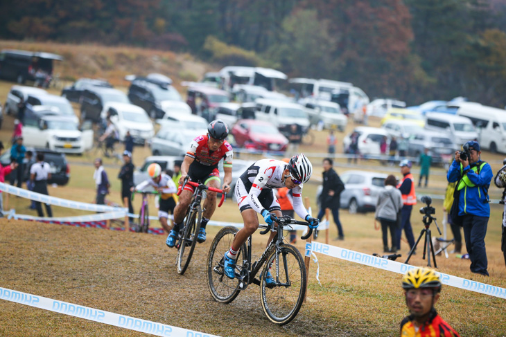 C1　先頭は沢田時（ブリヂストンアンカー）と小坂光（宇都宮ブリッツェンシクロクロス）の2人に