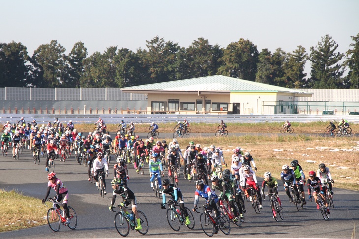 耐久レースにロードレース　盛りだくさんな一日を　セオサイクル・フェスティバル