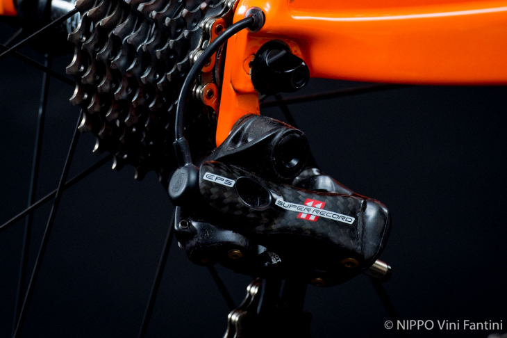 NIPPOヴィーニファンティーニが新デザインのジャージとバイクを