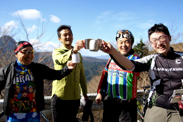 美味しく淹れたコーヒーで乾杯!こんなに最高なこともなかなかありません