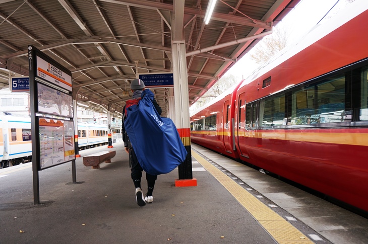 終点の東武日光駅に到着