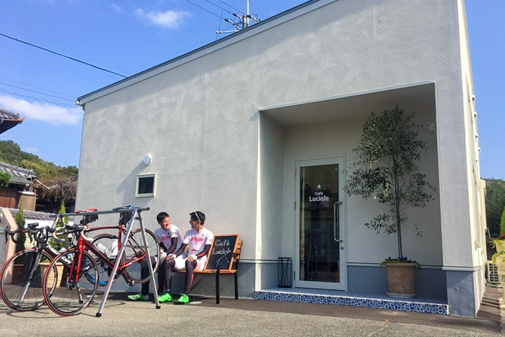 チームの事務局を置く川西市一庫のCafe Luciole