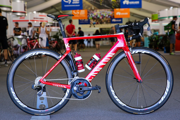 カチューシャ・アルペシン キャニオン AEROAD CF SLX