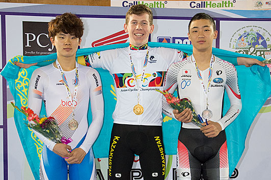 ジュニア男子3km個人パーシュート 表彰