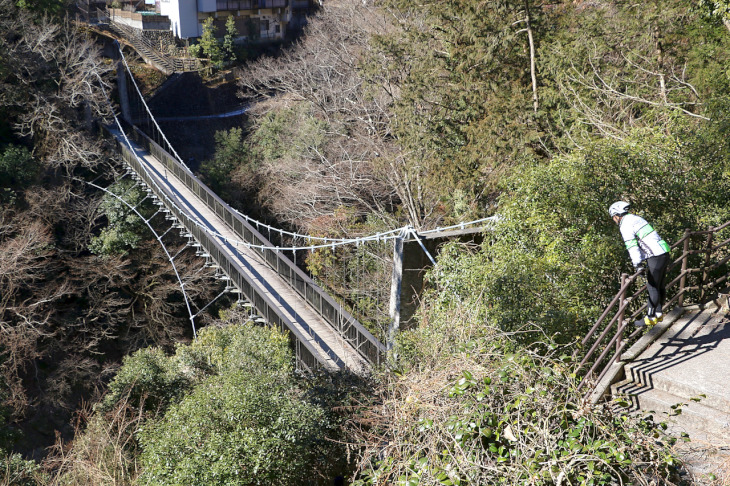 映画にも使われた”もえぎ橋”。紅葉シーズンには素晴らしい景色が楽しまます